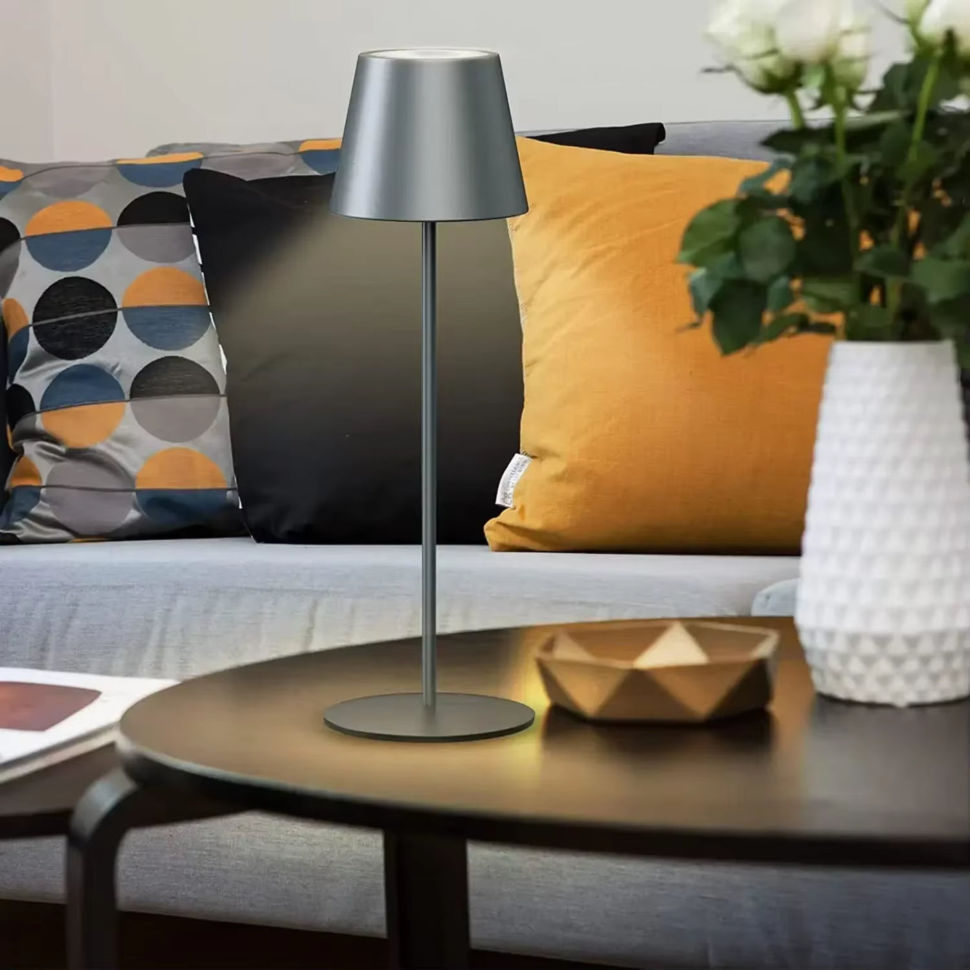 LED Desk Lamp Rechargeable Cordless Desk Lamp Dimmable Bedside Lamp Restaurant Atmosphere Lighting Decoration Reading Lampard